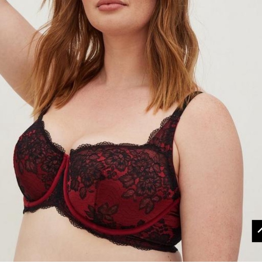 NWT Torrid Balconette Unlined Bra Black Red Lace 40D